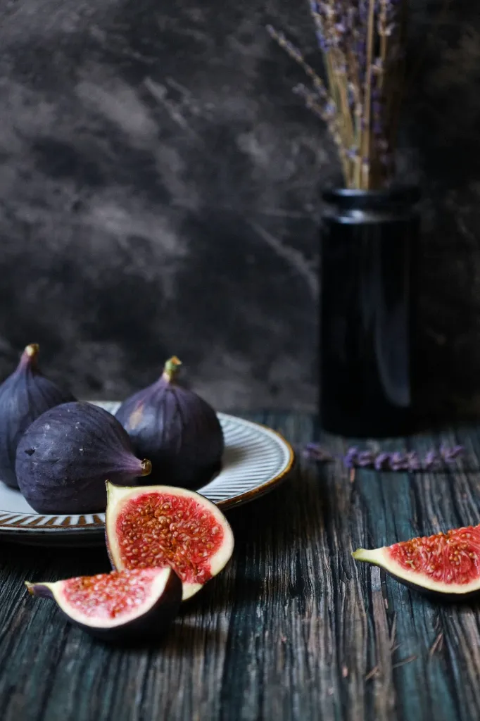 unsplash_0FfGAak60yg_ficus carica.webp