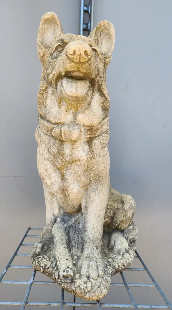 [136888] Chien berger allemand Beton Patiné Ht 45 cm