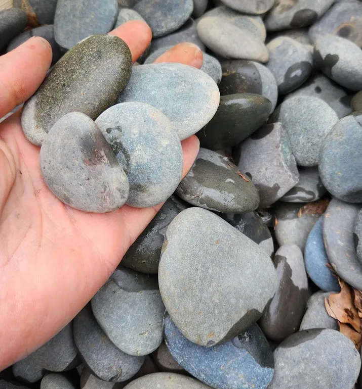 Galets Beach Pebbles Anthracite 30 60 mm vrac / kg