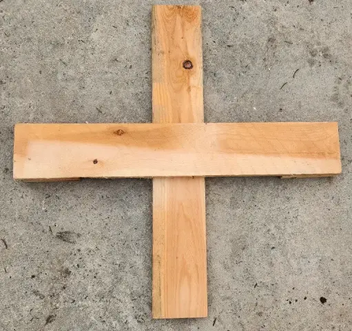 [102298] Croix Bois Moyenne pour Sapin de Noël coupé