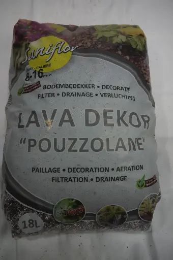 [123441] Pouzzolane Lave 8 16 mm 18 L  20 kg Sani
