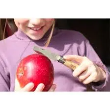 [143429] Couteau de Poche N°07 Junior: Mon Premier Opinel, arrondi avec manche hêtre.